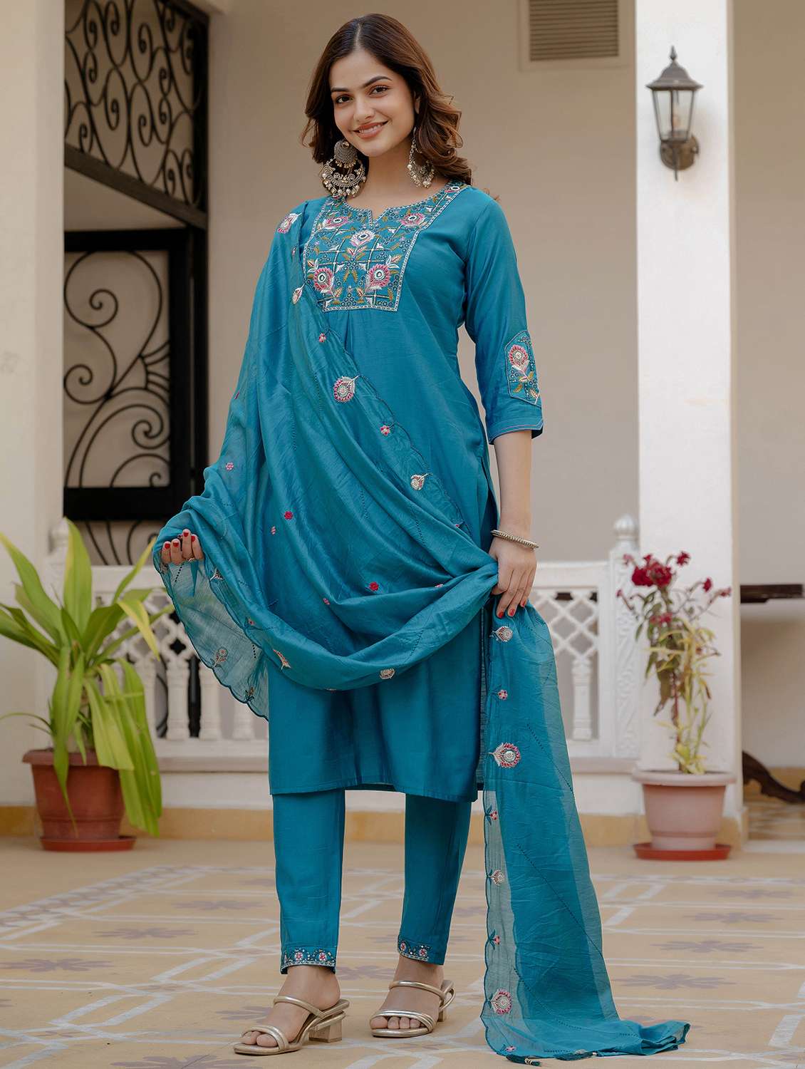 women solid with work three quarter sleeve kurta pant with dupatta set - 22379465 -  Standard Image - 3