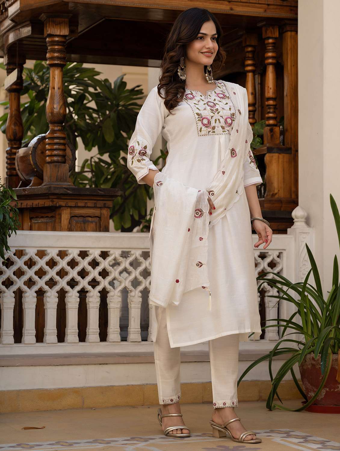 women solid with work three quarter sleeve kurta pant with dupatta set - 22379469 -  Standard Image - 3