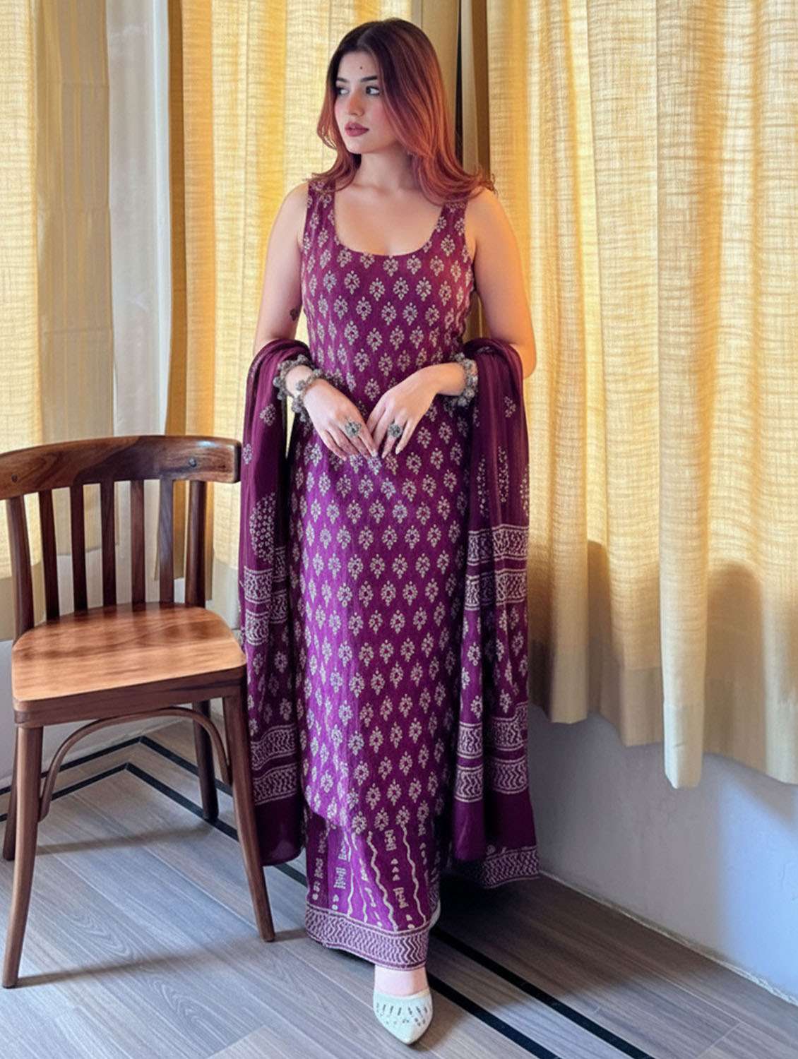 women printed sleeveless kurta palazzo with dupatta set - 22379476 -  Standard Image - 3