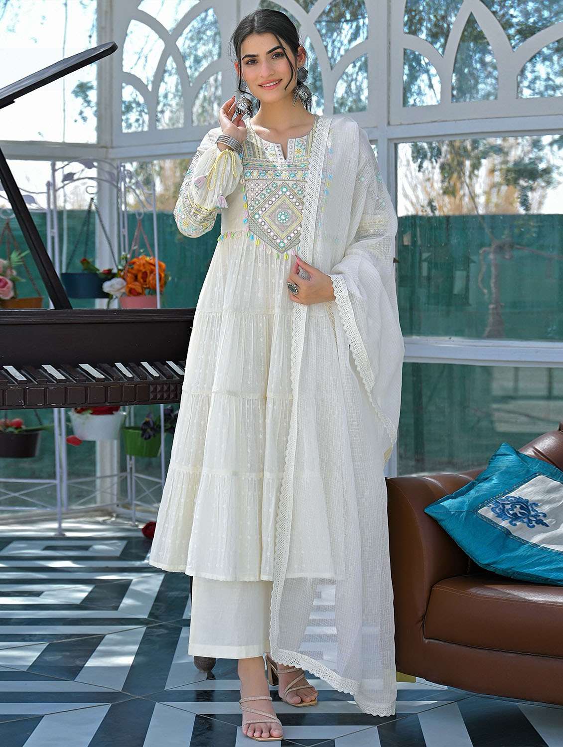 women self design three quarter sleeve kurta pant with dupatta set