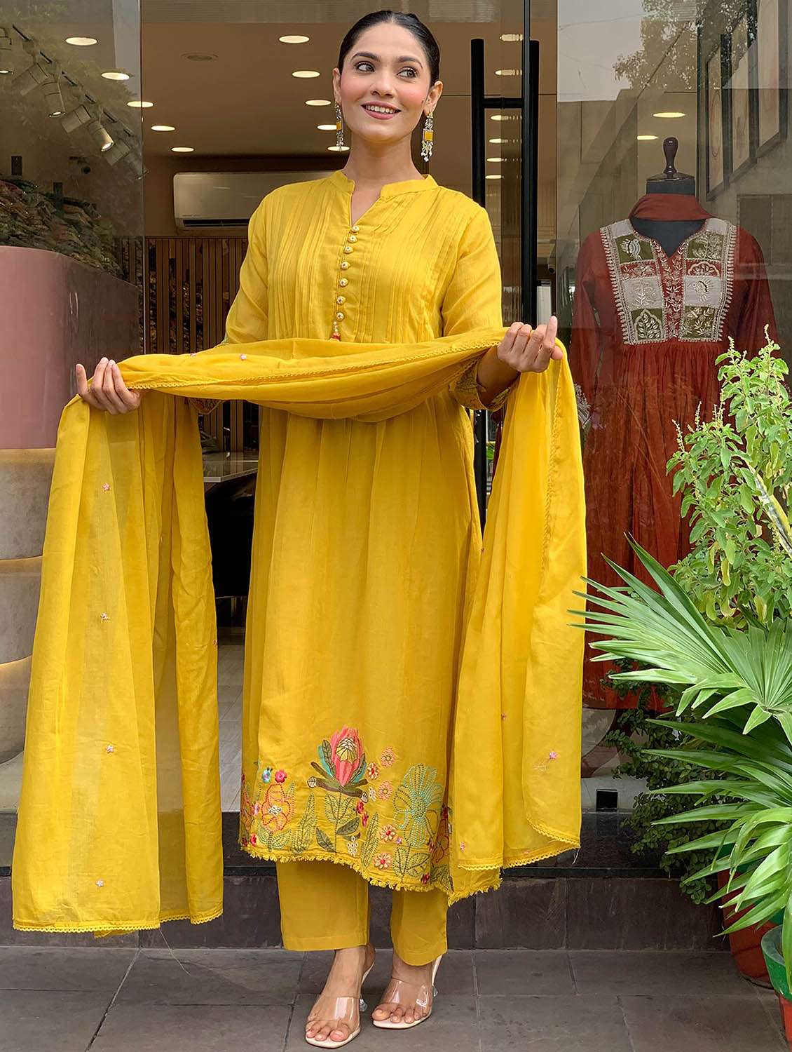 women solid with work three quarter sleeve kurta pant with dupatta set - 22379489 -  Standard Image - 3