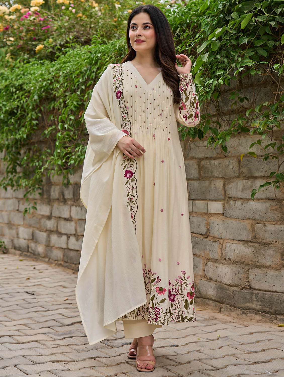 women solid with work long sleeve kurta pant with dupatta set - 22379490 -  Standard Image - 3