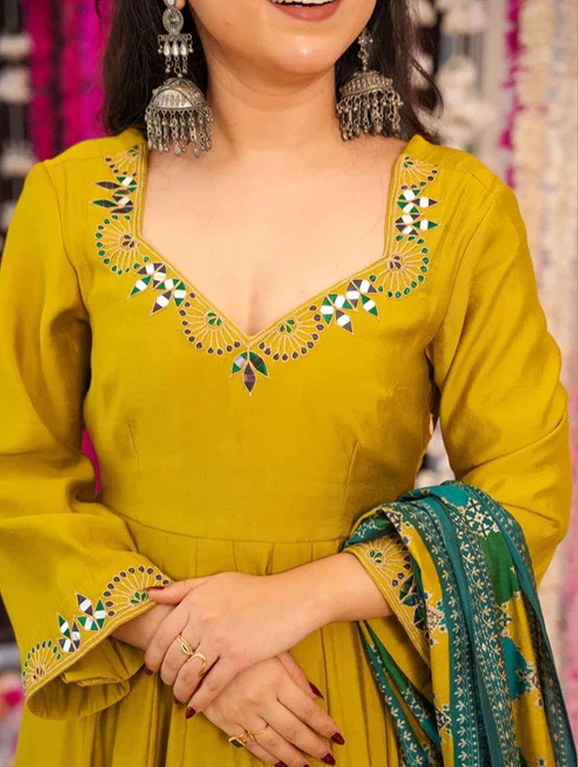 women solid three quarter sleeve kurta palazzo with dupatta set - 22379524 -  Standard Image - 5