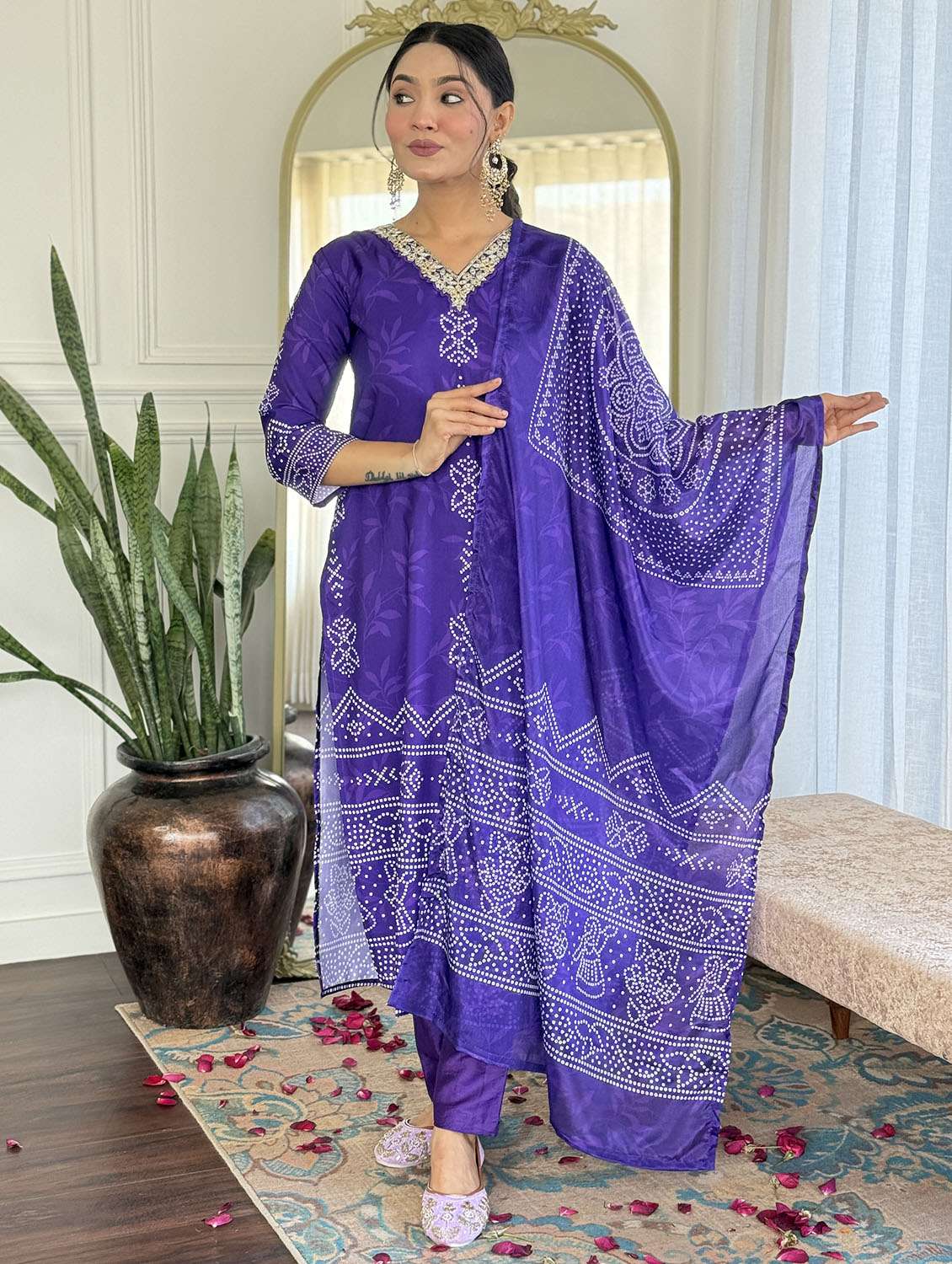 women bandhani three quarter sleeve kurta pant with dupatta set - 22379540 -  Standard Image - 3