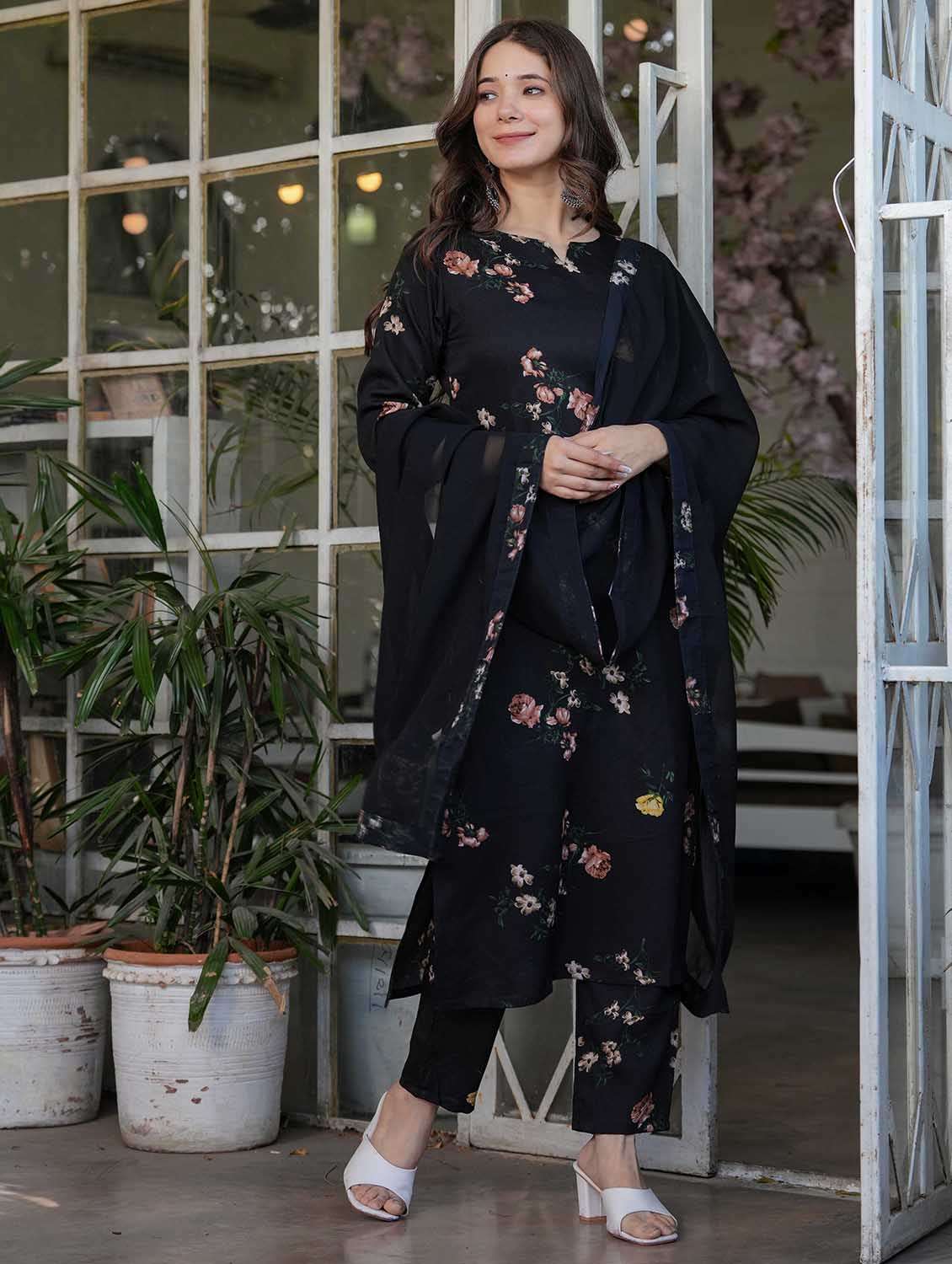 women floral three quarter sleeve kurta pant with dupatta set - 22379550 -  Standard Image - 3