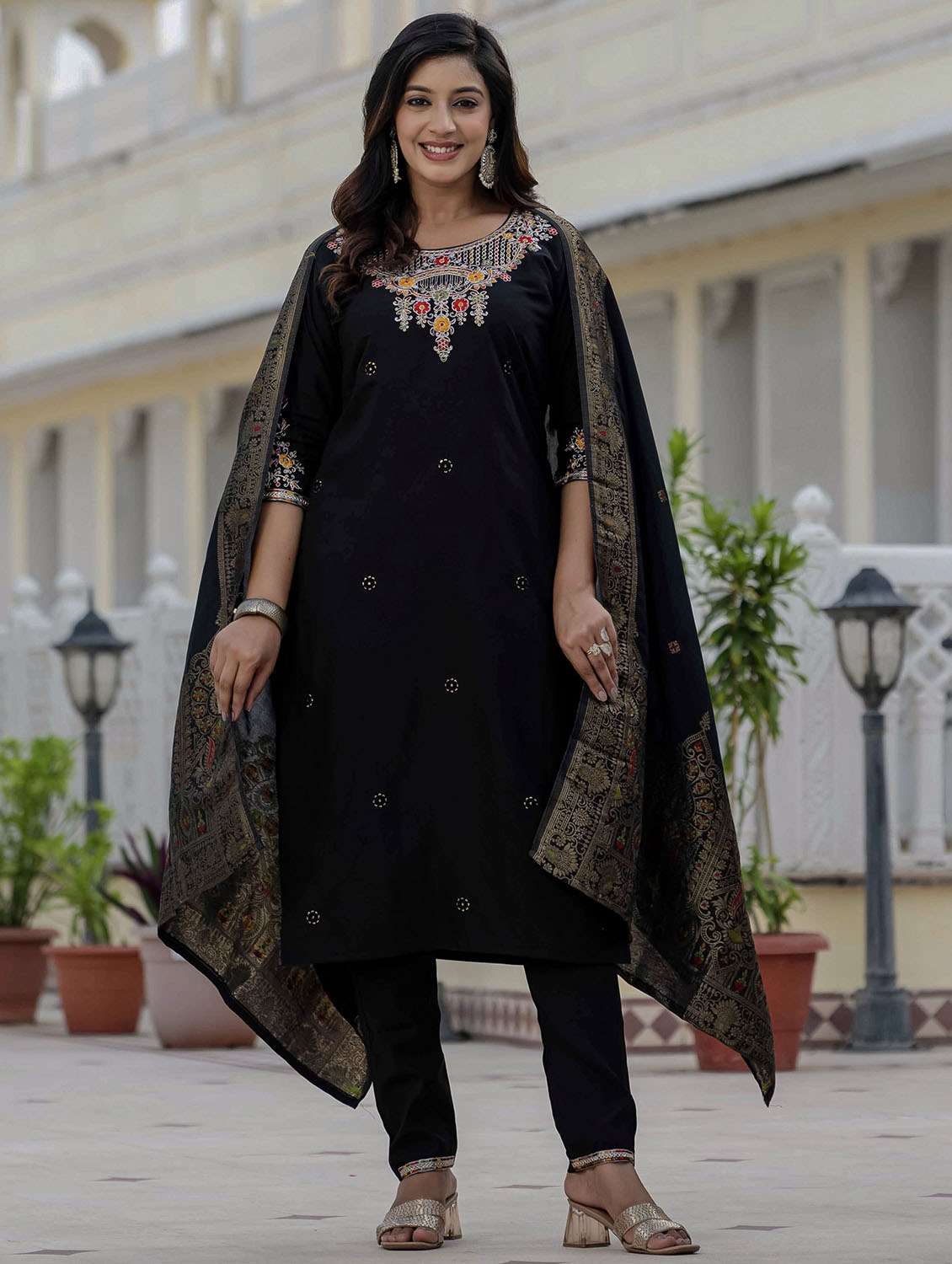 women solid with work three quarter sleeve kurta pant with dupatta set - 22379587 -  Standard Image - 5