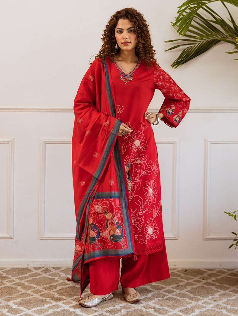 women printed kurta and palazzo with dupatta set