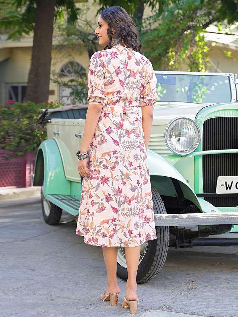 women floral short sleeve ethnic dress - 22379776 -  Standard Image - 3