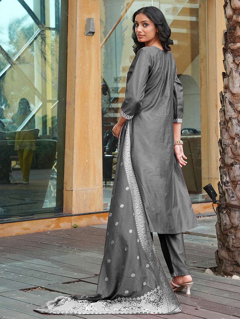 women solid with work three quarter sleeve kurta pant with dupatta set - 22380928 -  Standard Image - 5