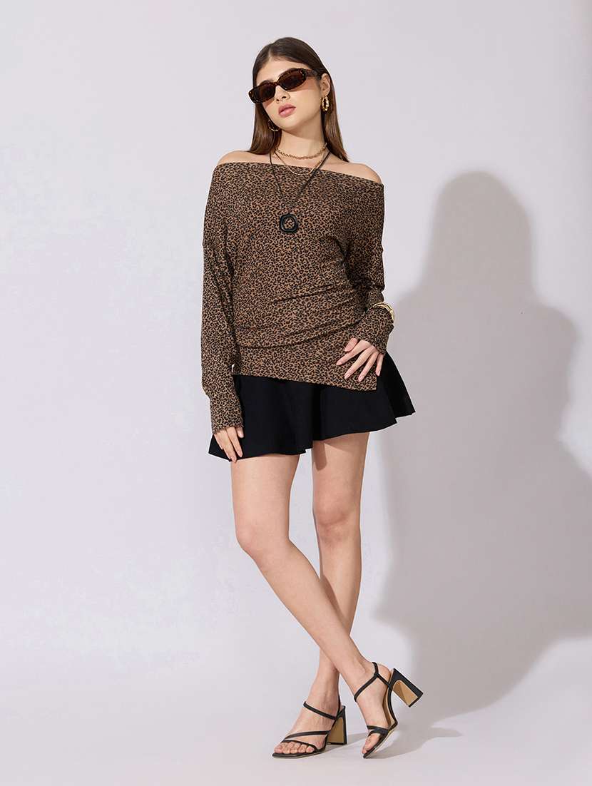 women animal print off shoulder asymmetric top - 22381045 -  Standard Image - 5