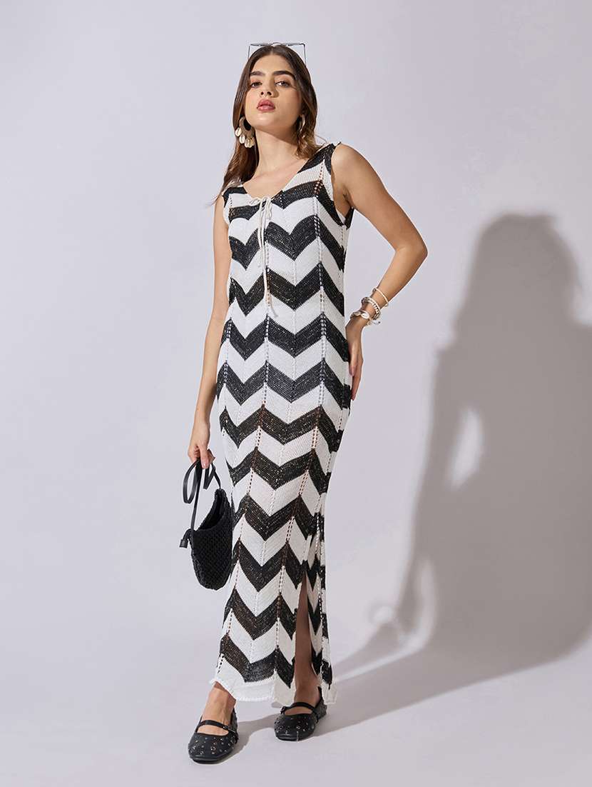 women self designeds sleeveless straight dress