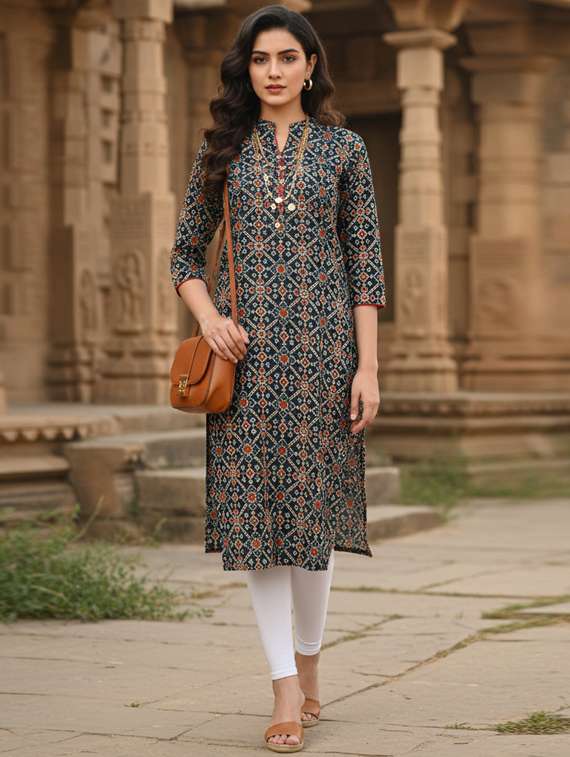 women printed three quarter sleeve straight kurta