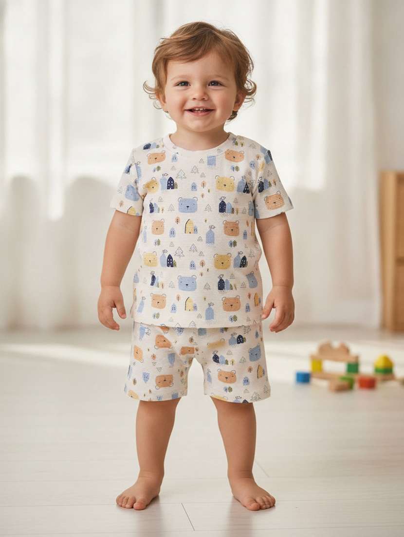 boys printed short sleeves t-shirt and shorts co-ord set
