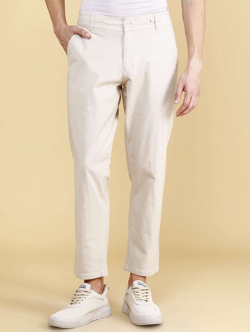 men solid mid rise chinos casual trouser