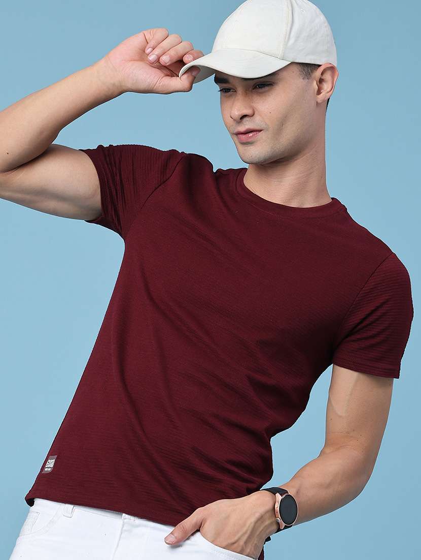 men self design short sleeve slim fit t-shirt