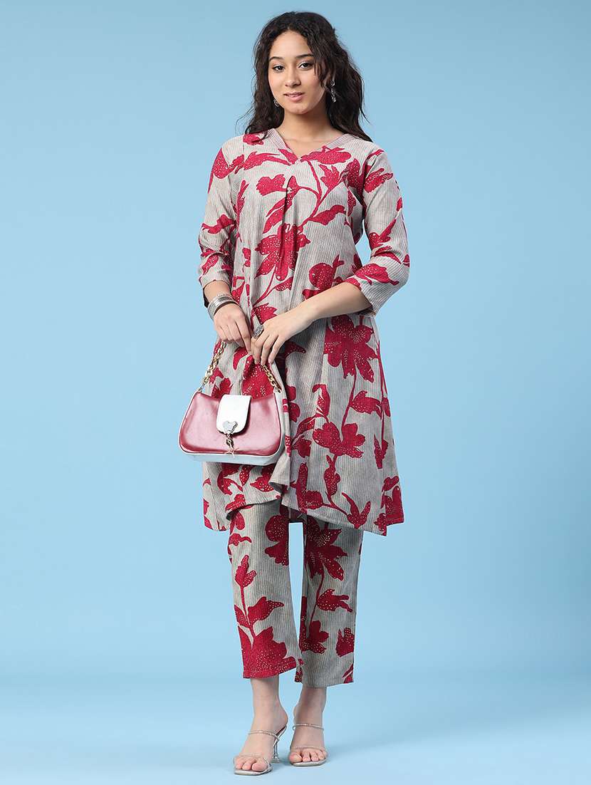 women printed three quarter sleeve ethnic co-ord set