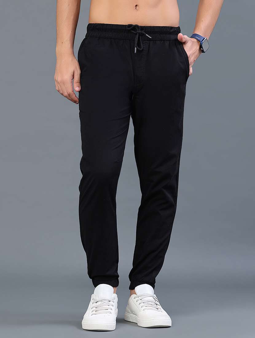 men solid  mid rise casual jogger