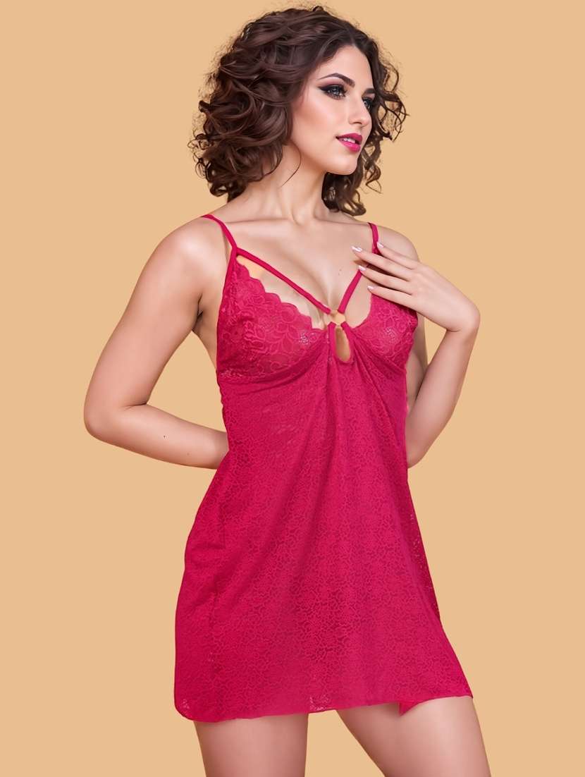 women self designed sleeveless lace babydoll