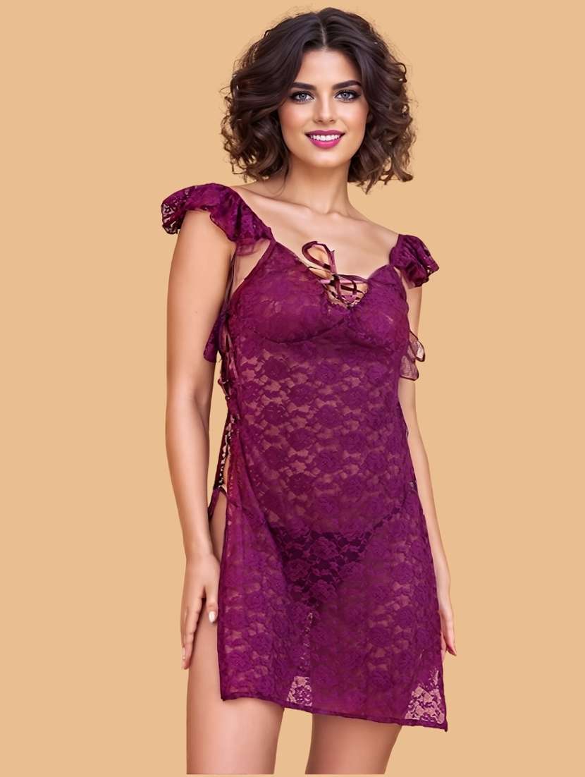 women self designed sleeveless lace babydoll