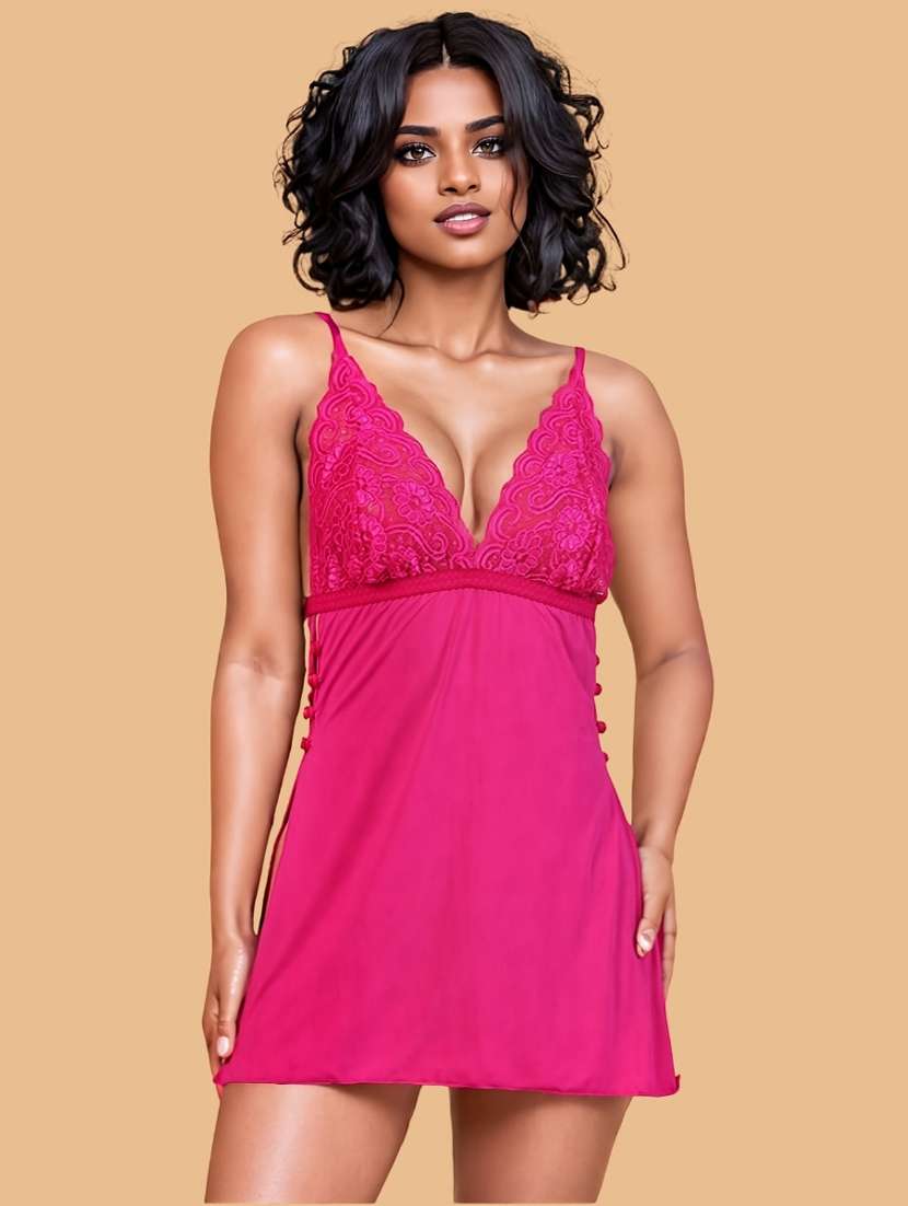 women self designed sleeveless lace babydoll