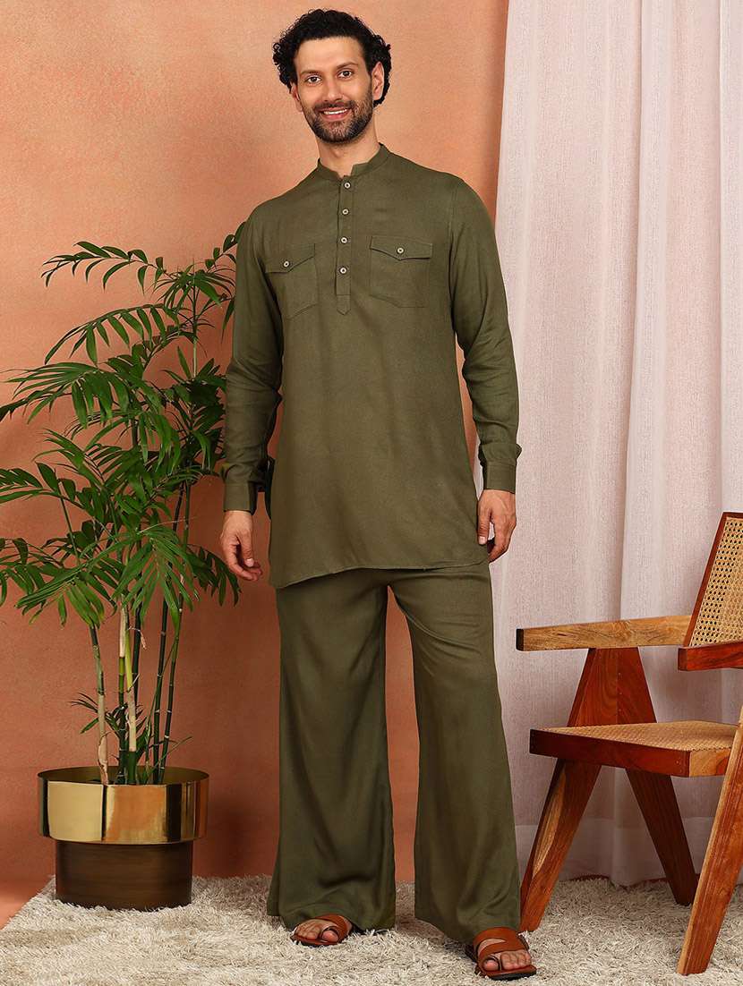 men solid long sleeve pathani ethnic wear set