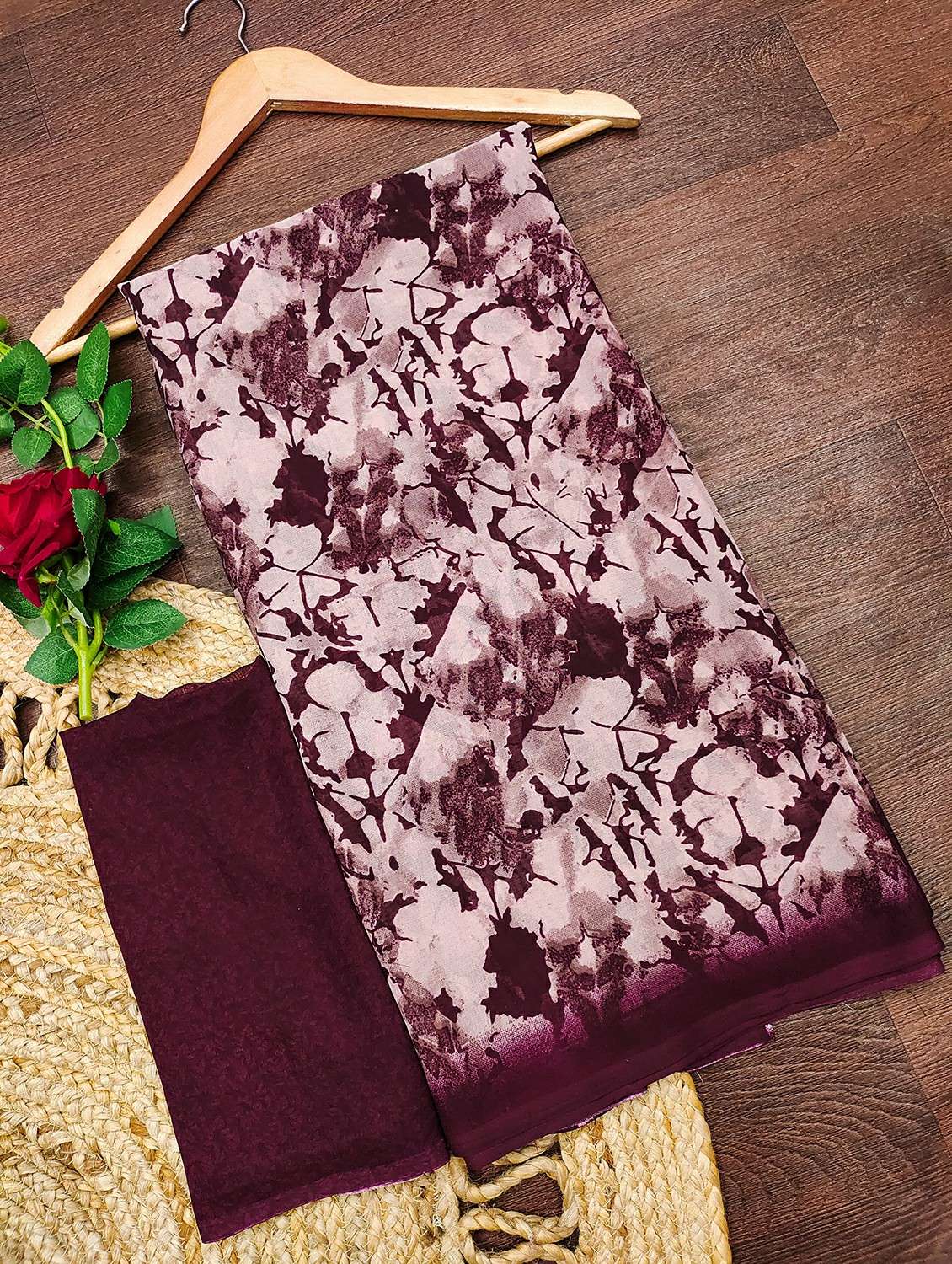 women printed casual wear saree with blouse