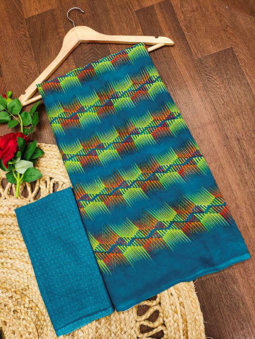 women printed casual wear saree with blouse