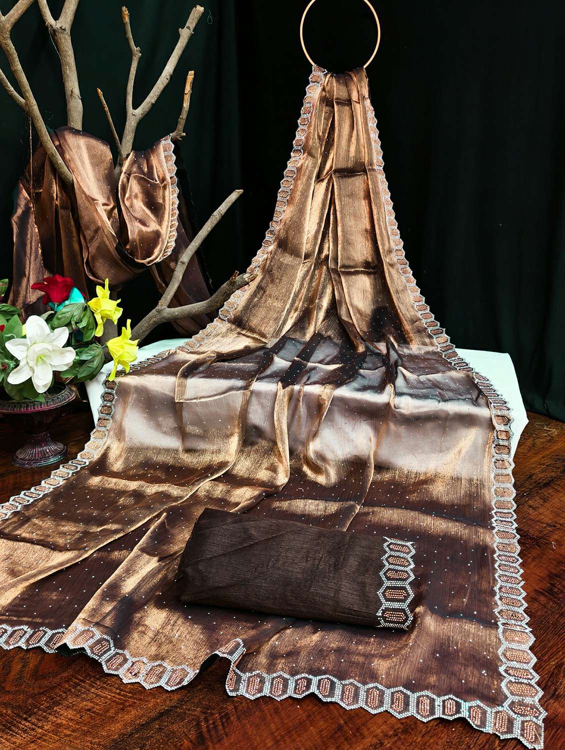 women solid with work embellished saree with blouse - 22384424 -  Standard Image - 3