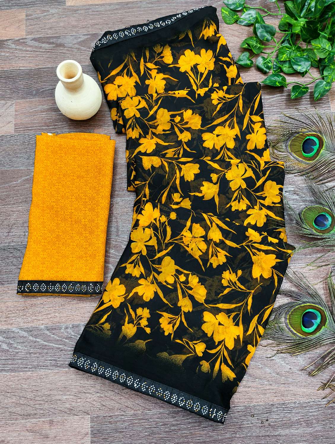 women printed casual wear saree with blouse - 22384458 -  Standard Image - 3