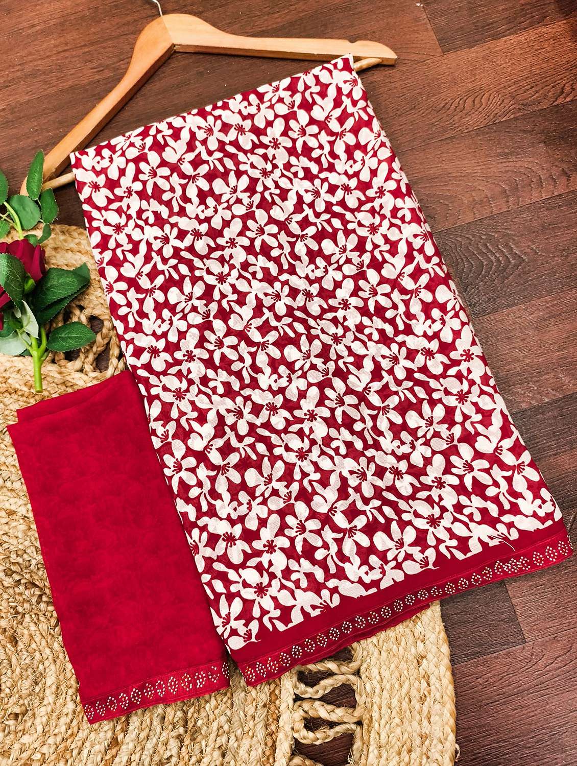 women printed casual wear saree with blouse