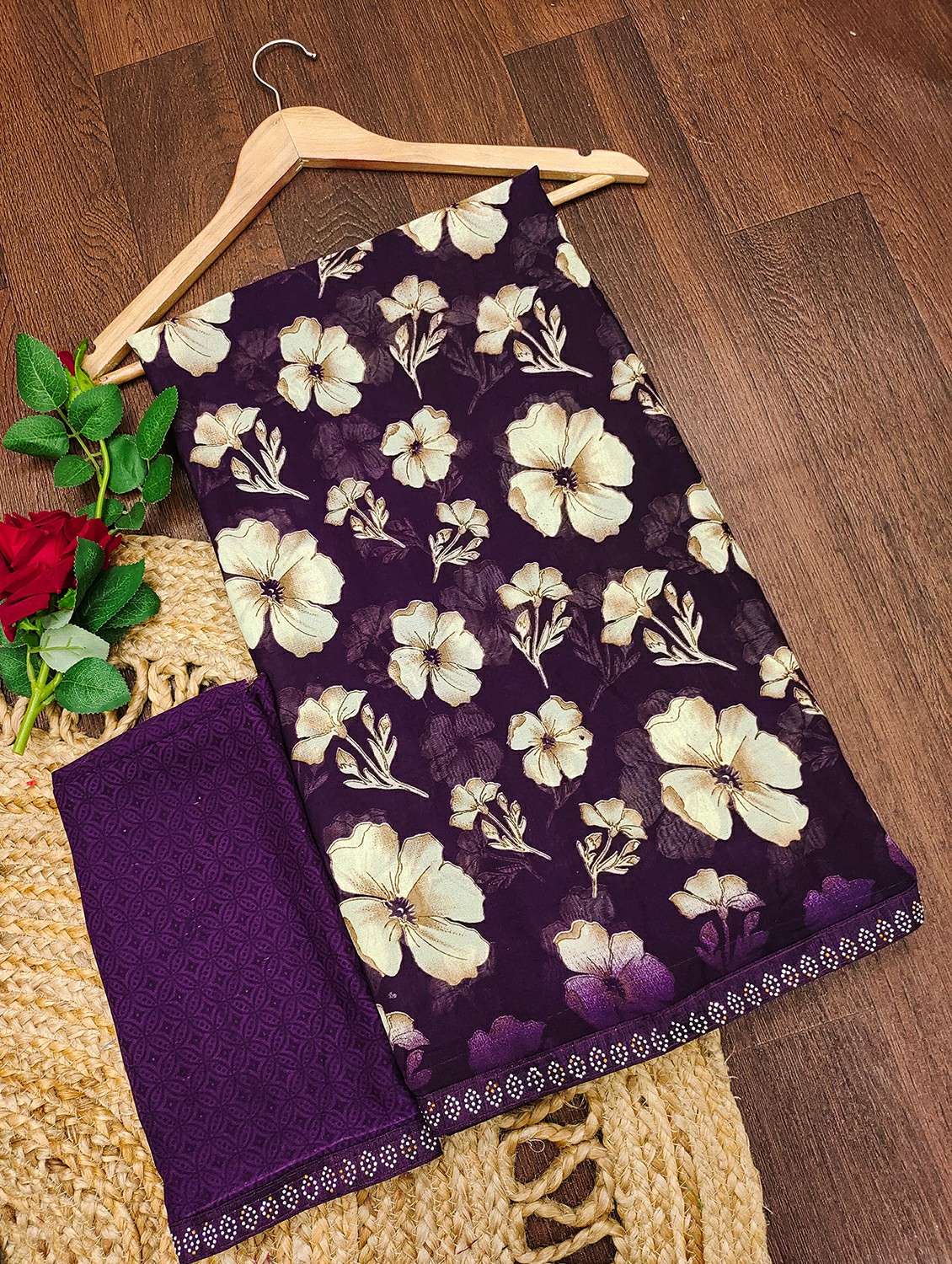 women printed casual wear saree with blouse