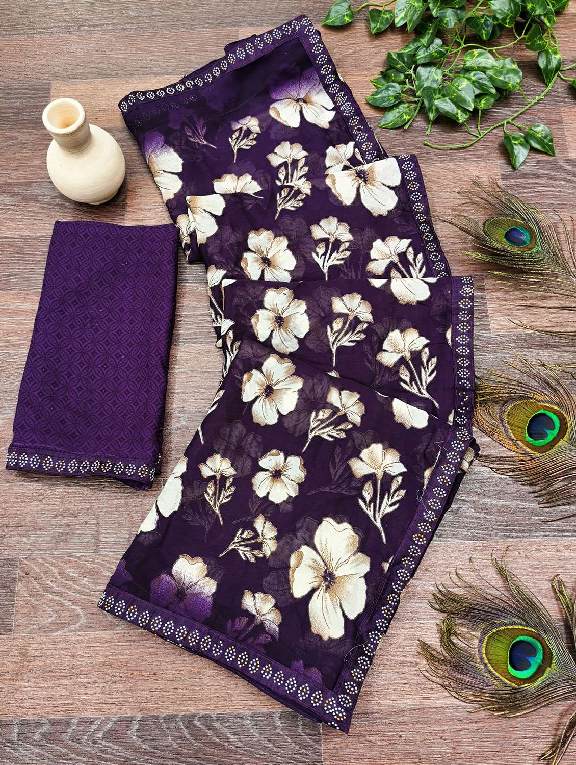 women printed casual wear saree with blouse - 22384468 -  Standard Image - 3