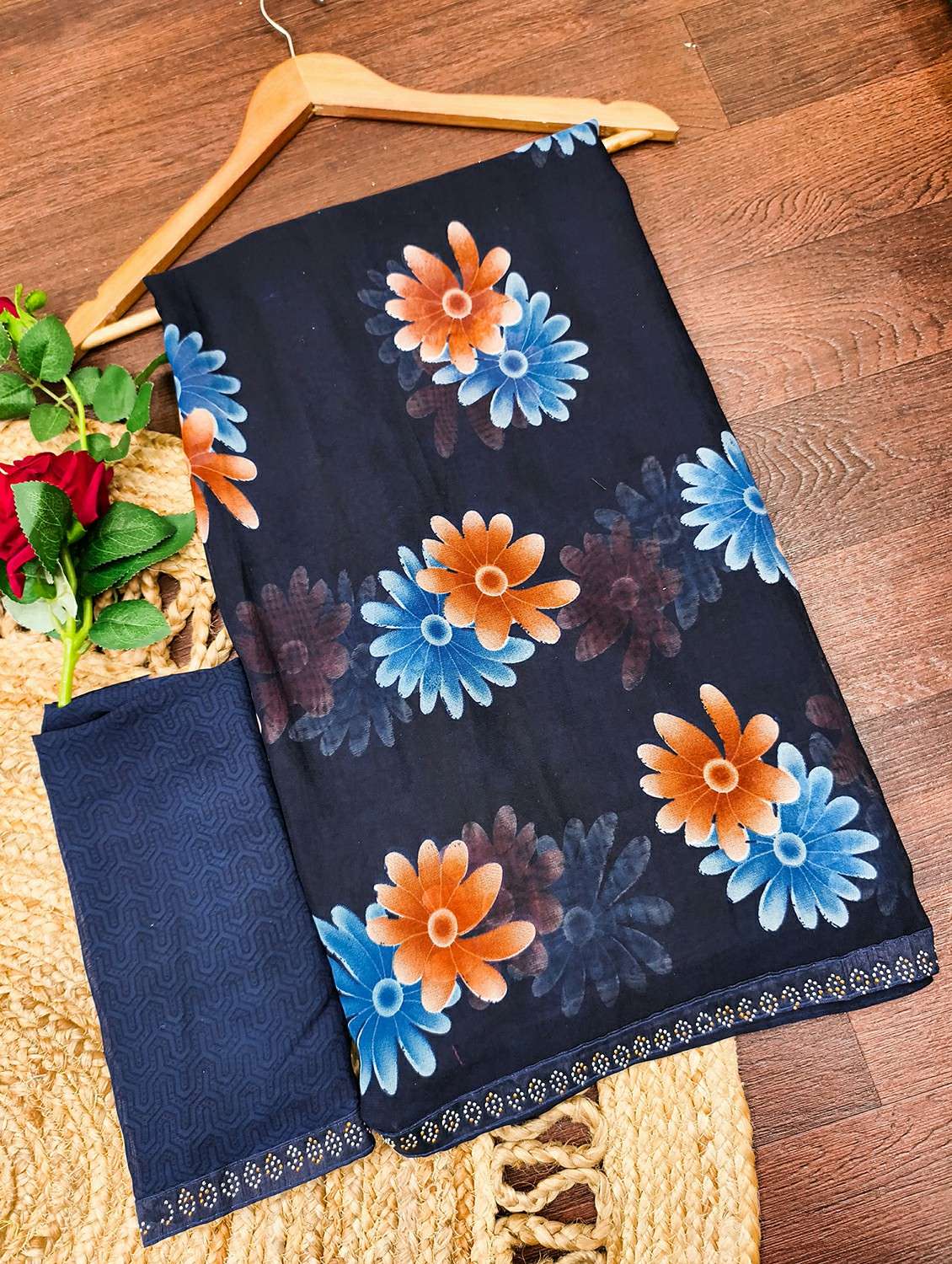 women printed casual wear saree with blouse