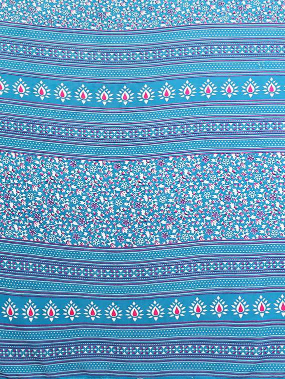 women printed casual wear saree with blouse - 22384579 -  Standard Image - 5