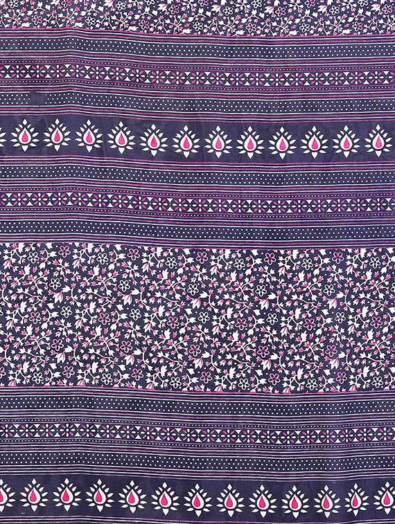women printed casual wear saree with blouse - 22384582 -  Standard Image - 5