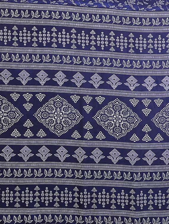 women printed casual wear saree with blouse - 22384587 -  Standard Image - 5
