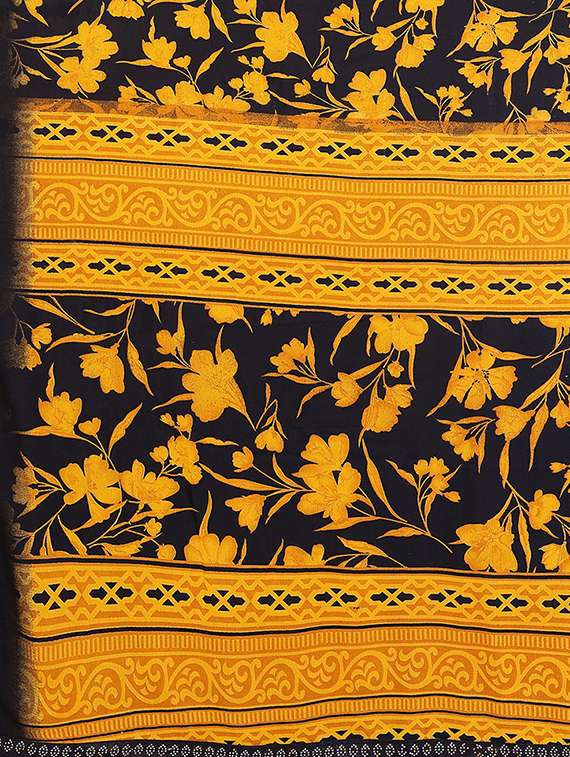 women printed casual wear saree with blouse - 22384640 -  Standard Image - 5