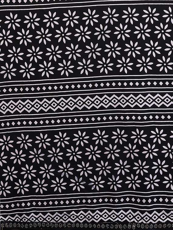 women printed casual wear saree with blouse - 22384806 -  Standard Image - 5