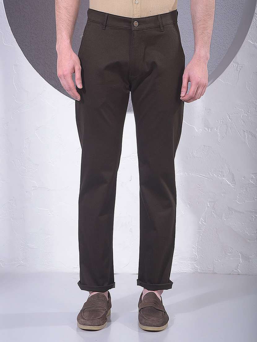 men solid mid rise chinos casual trouser