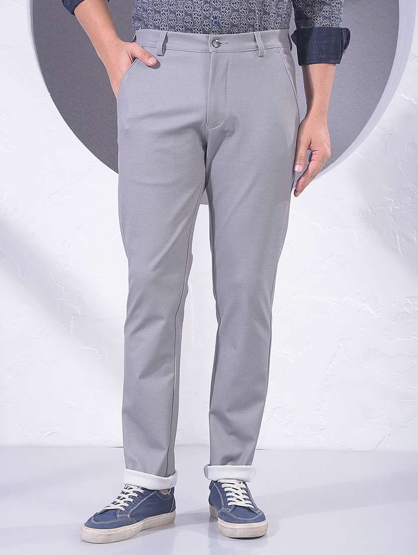 men solid mid rise chinos casual trouser
