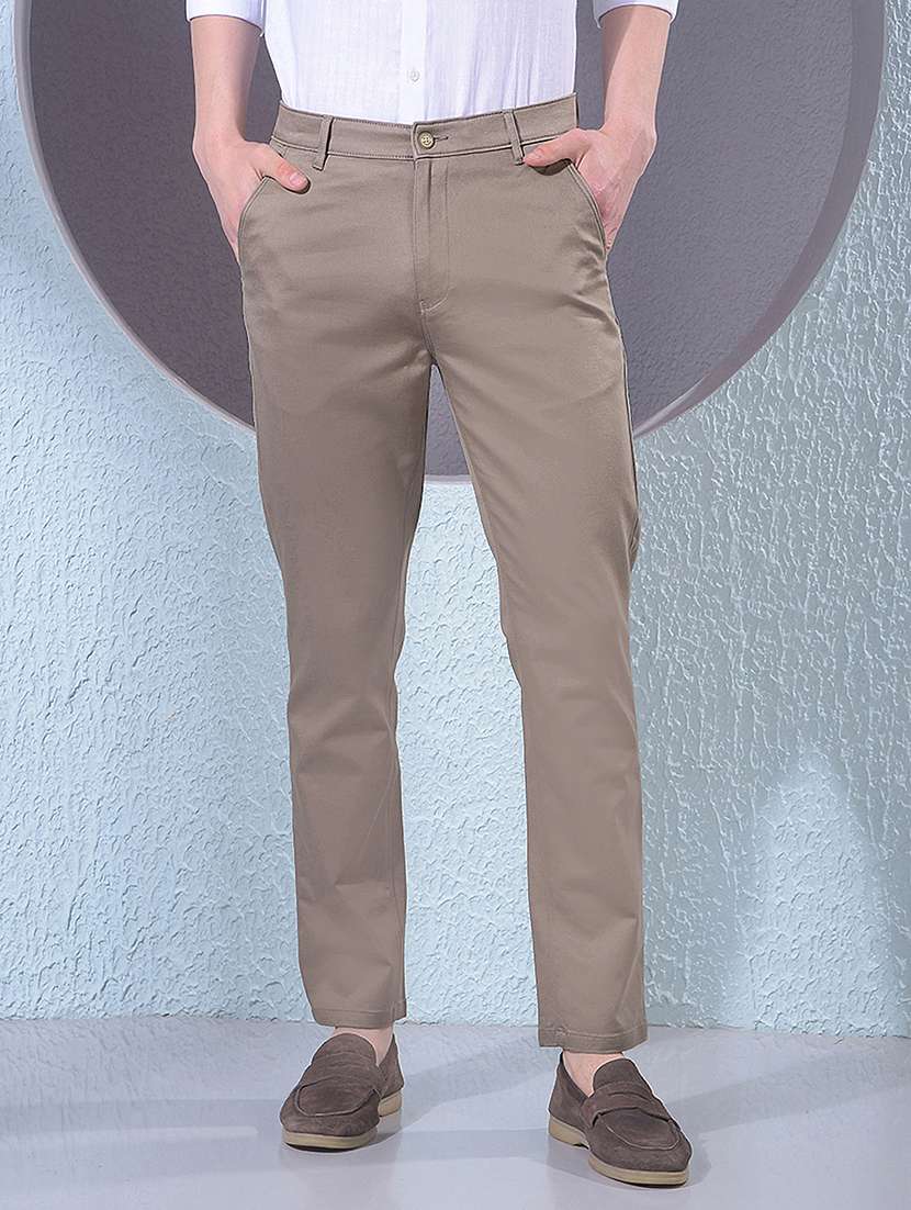 men solid mid rise chinos casual trouser