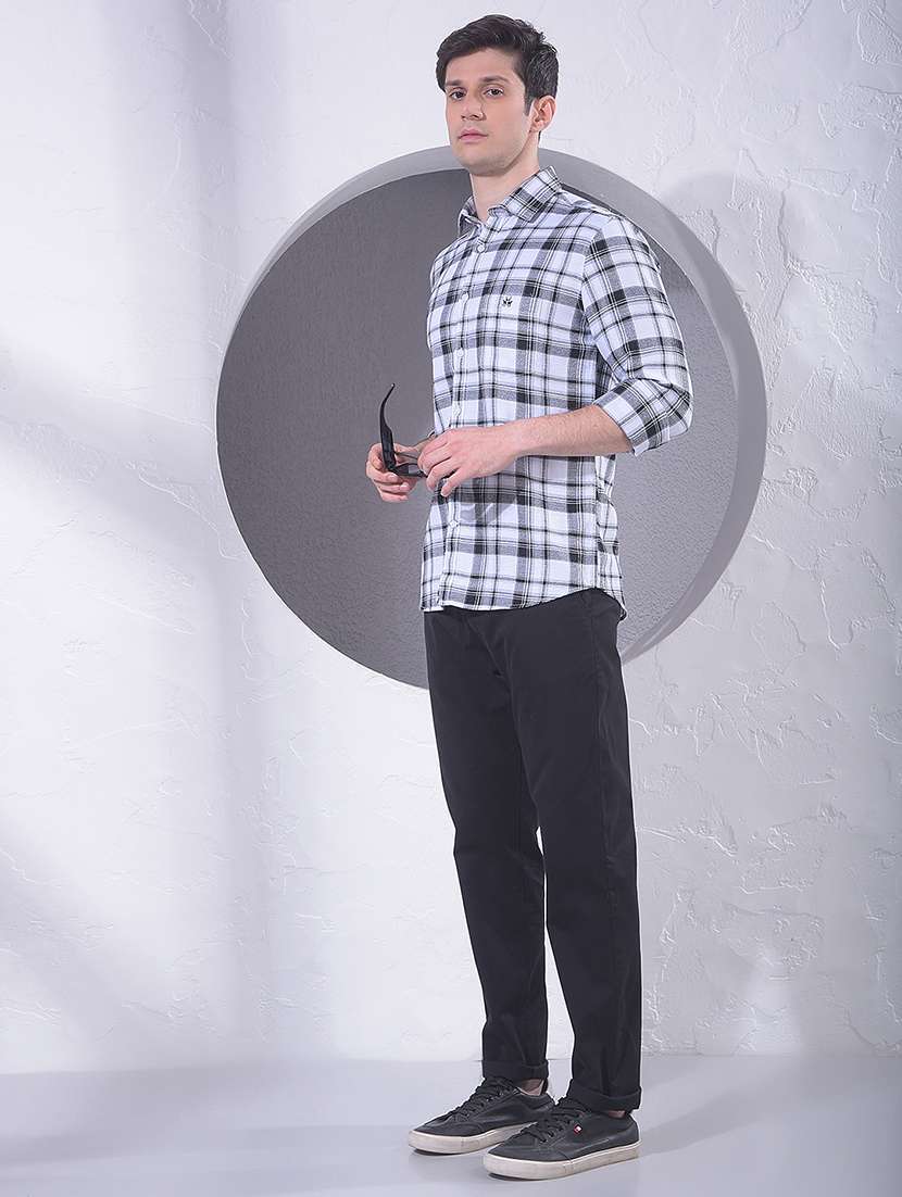 men solid mid rise chinos casual trouser - 22385111 -  Standard Image - 5