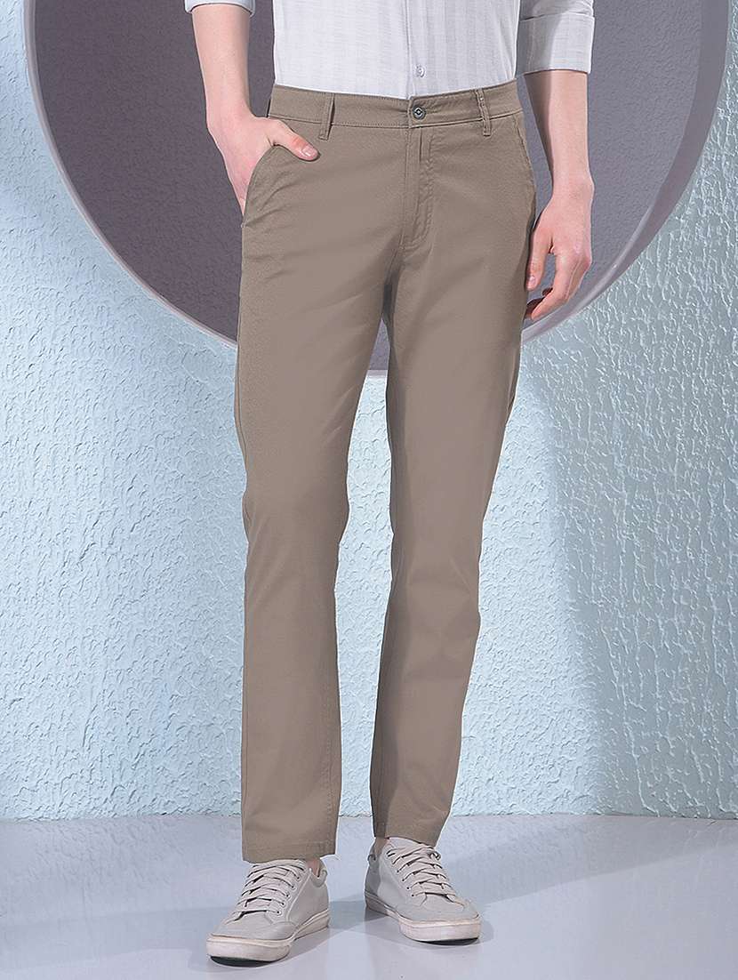men solid mid rise chinos casual trouser