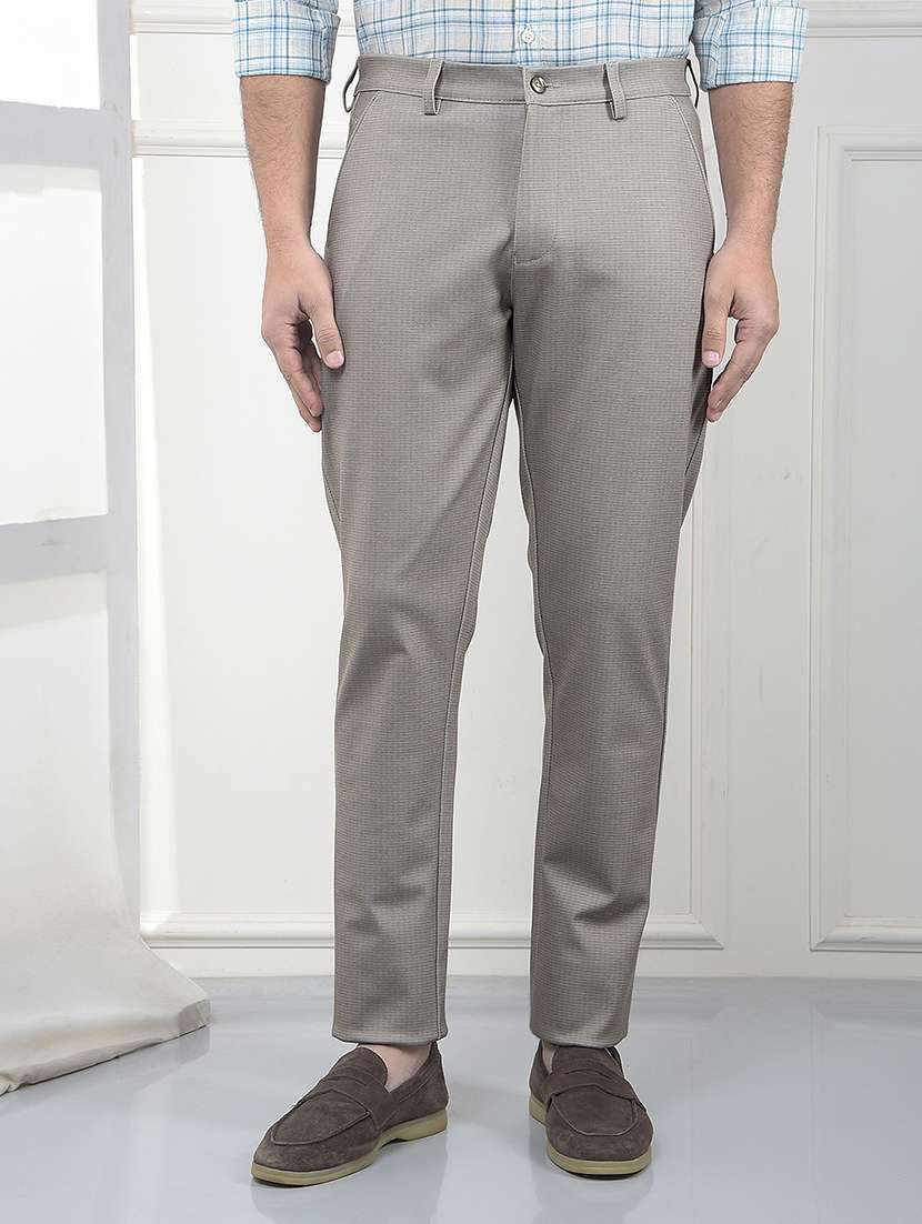 men solid mid rise chinos casual trouser