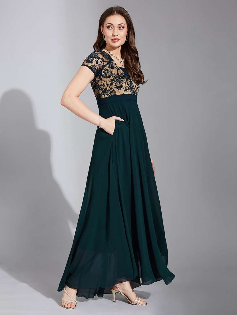 women self desigend short sleeve lace dress - 22385280 -  Standard Image - 3