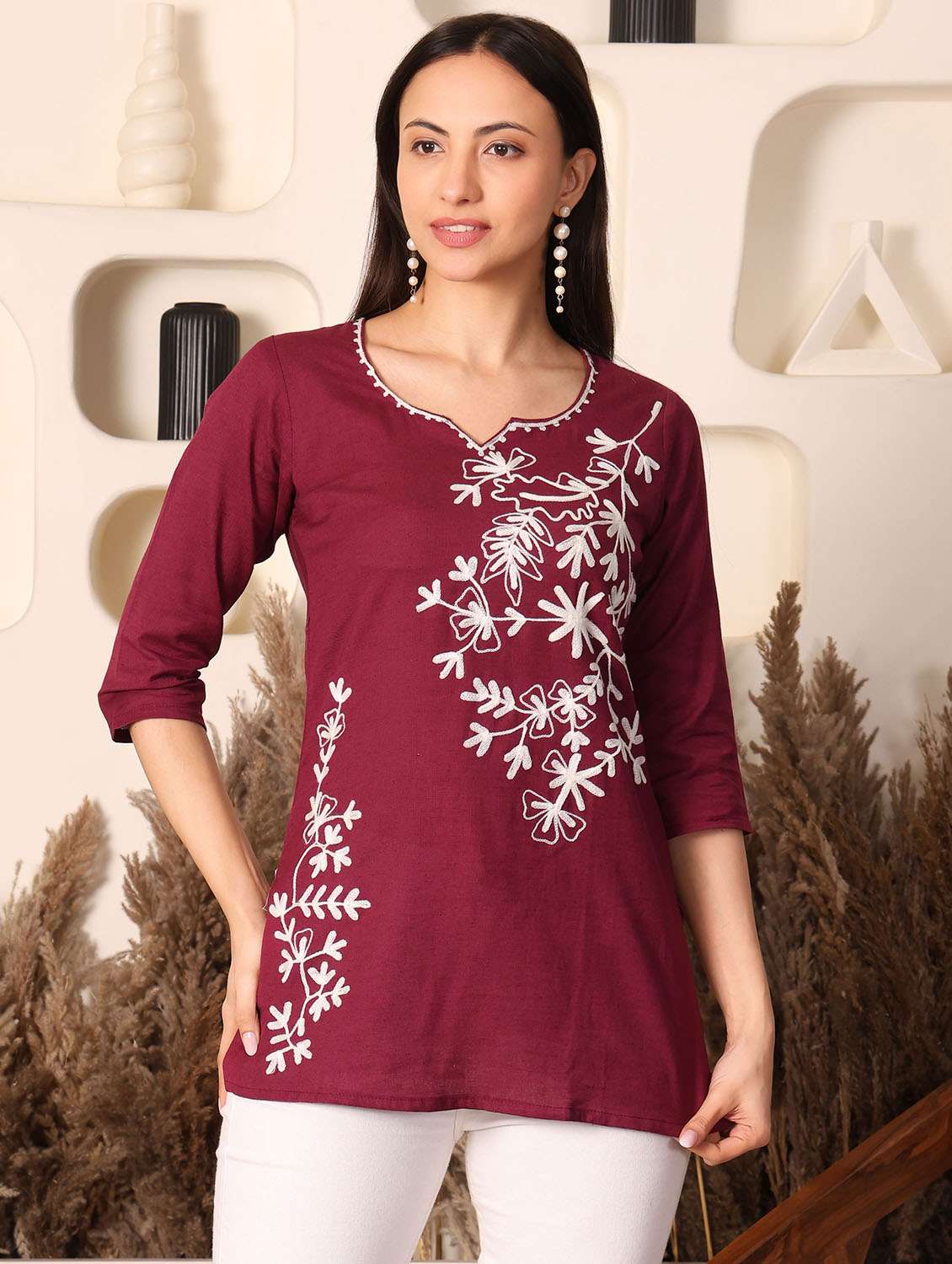 women solid with work notch neck straight kurti