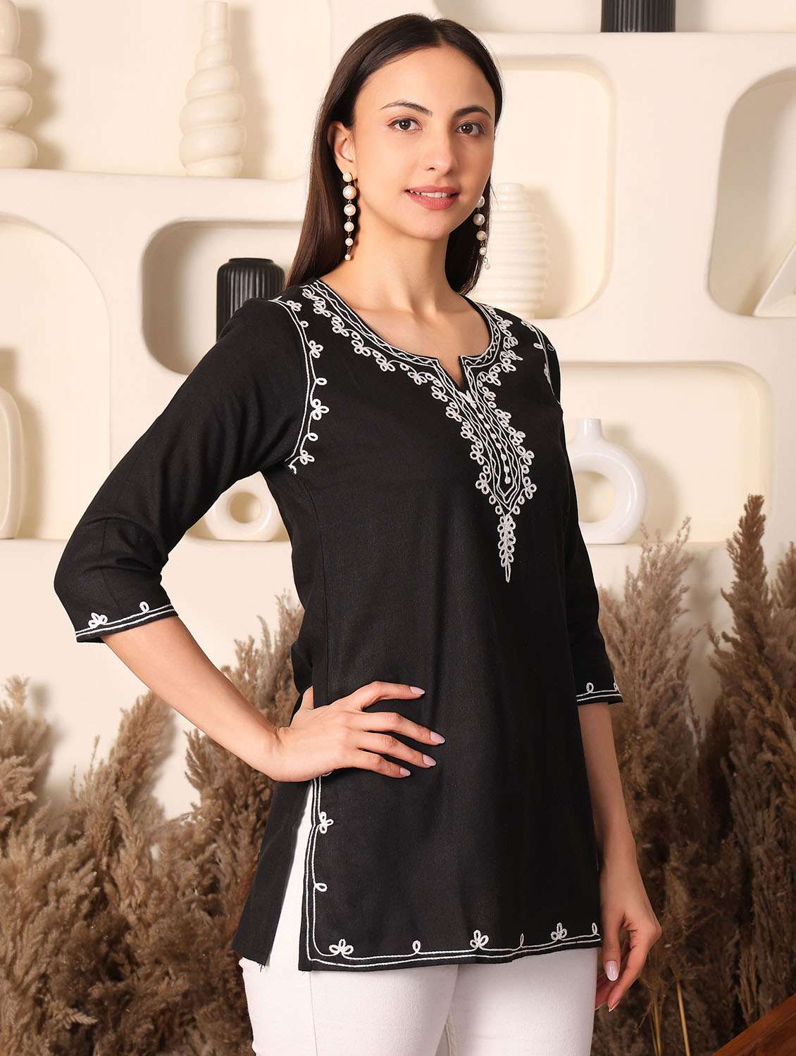 women solid with work notch neck straight kurti - 22385303 -  Standard Image - 3
