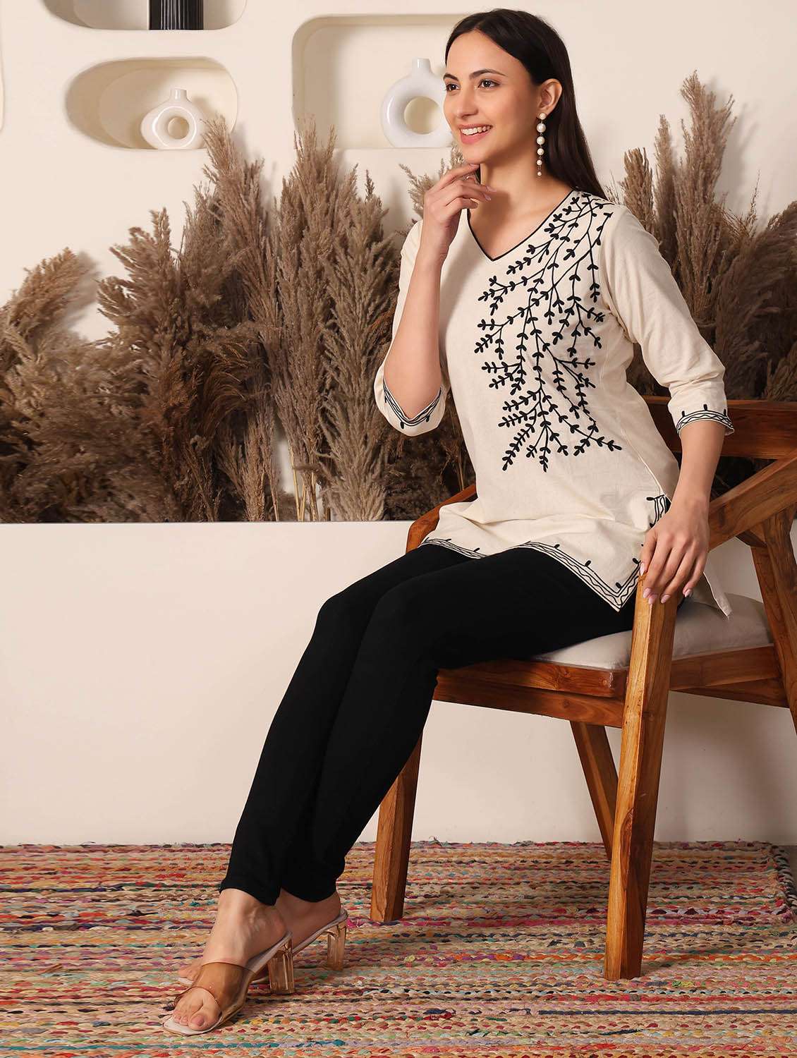 women solid with work notch neck straight kurti - 22385307 -  Standard Image - 5