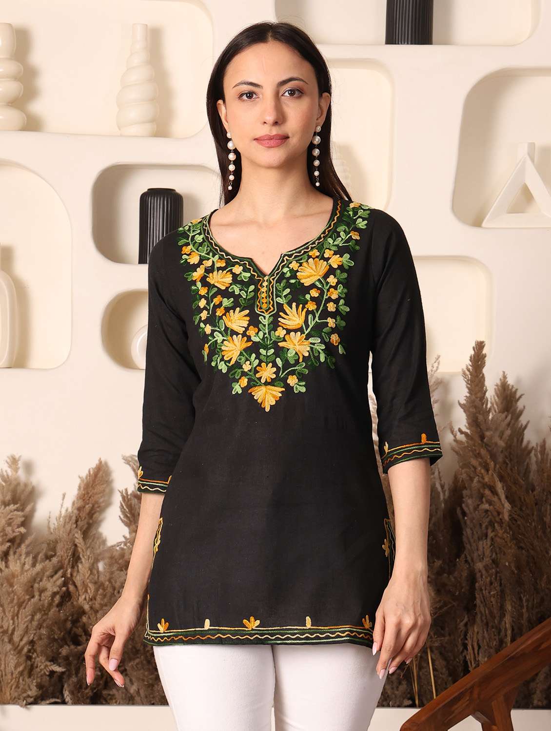 women solid with work notch neck straight kurti