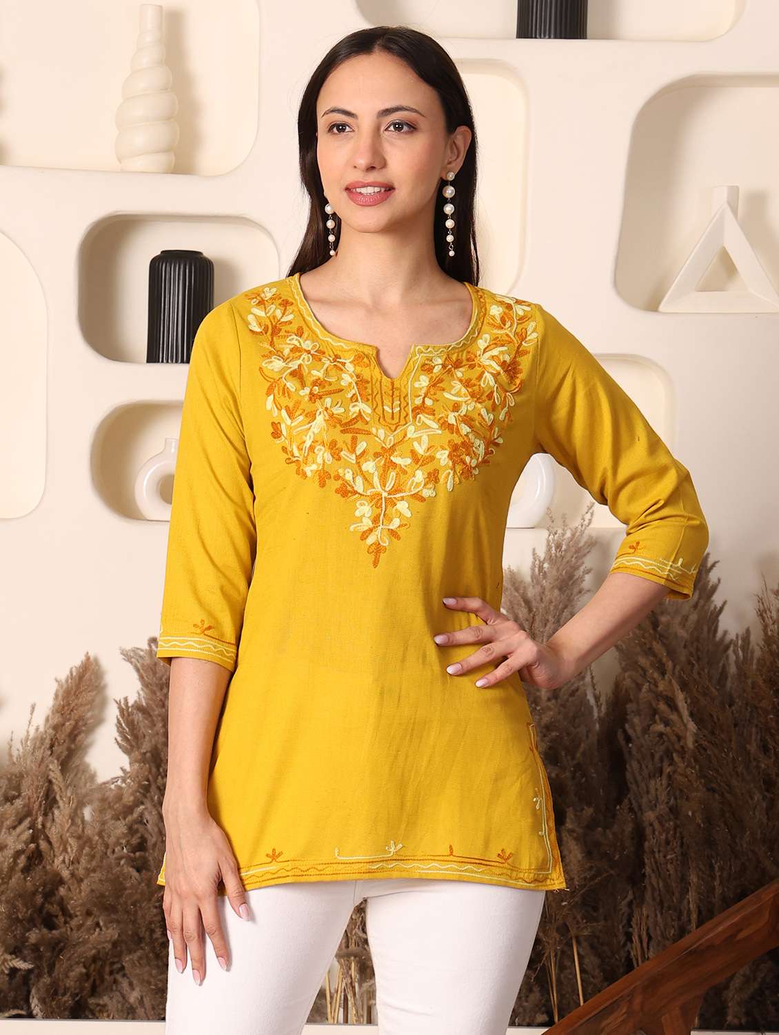 women solid with work notch neck straight kurti